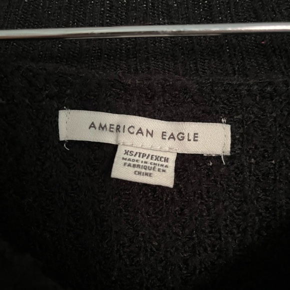 Oversized V-neck Sweater - Picture 5 of 6